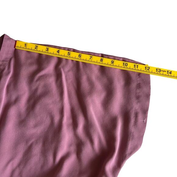 Uniqlo Women’s Camp Button Up Shirt Size Medium Mauve Short Sleeve - Picture 7 of 7